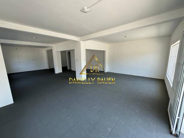 Sala para Locação em Balneário Piçarras - 2